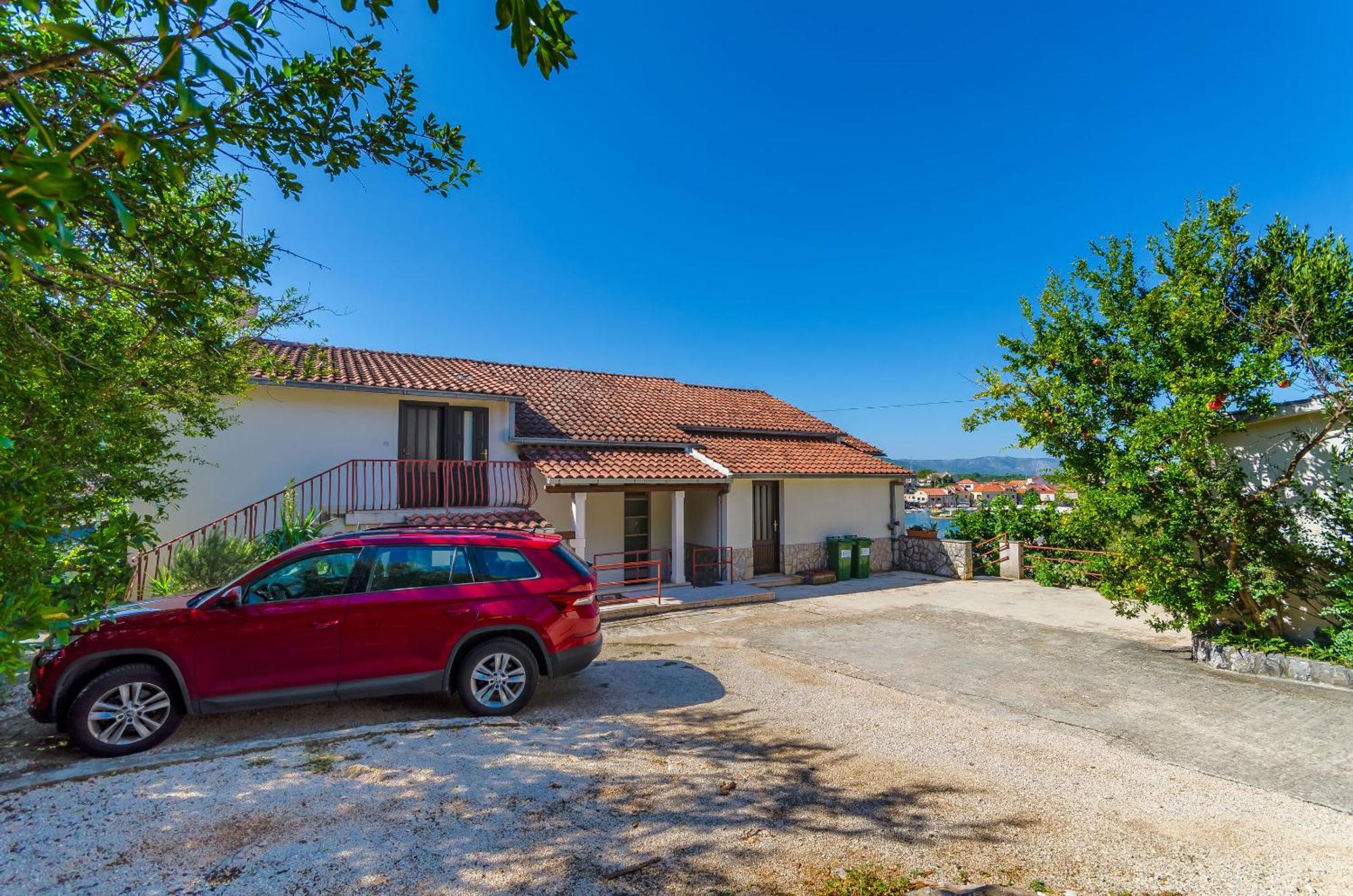Apartments And Rooms Darinka Vrboska Exterior foto